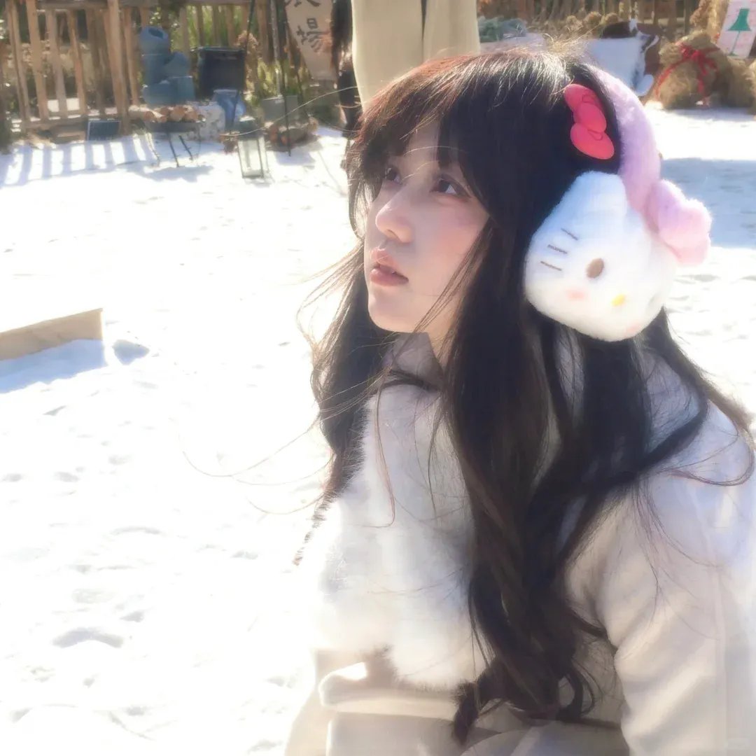 俏探女娇娃